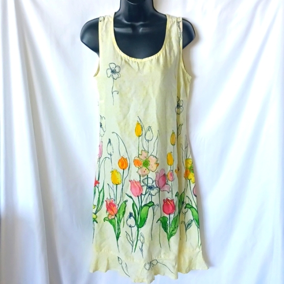 WEEKEND CLOTHESLINE Yellow Sleeveless floral motif 100% Rayon - Picture 1 of 8
